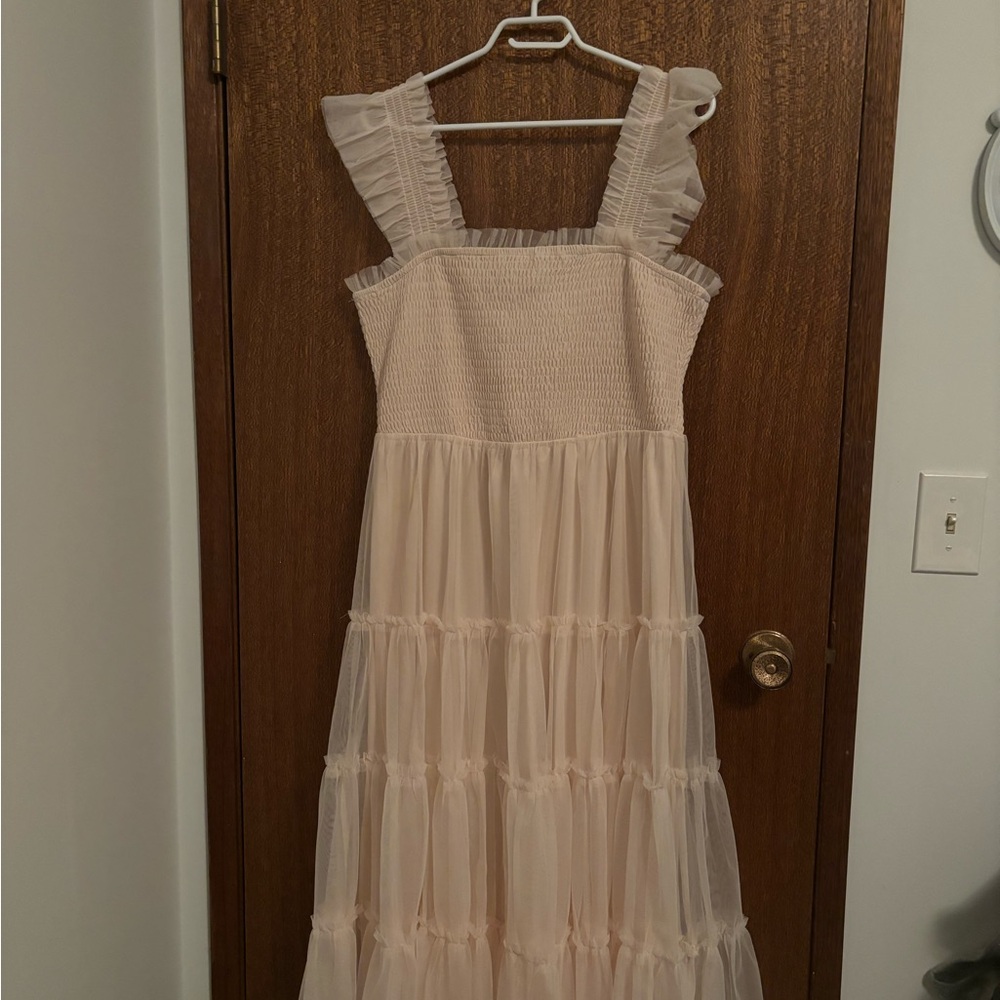 Baltic Born BNWT Elegant Cream Tulle Dress